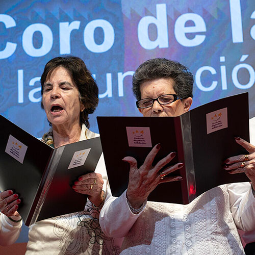 coro-emociones-mujeres-alzheimer