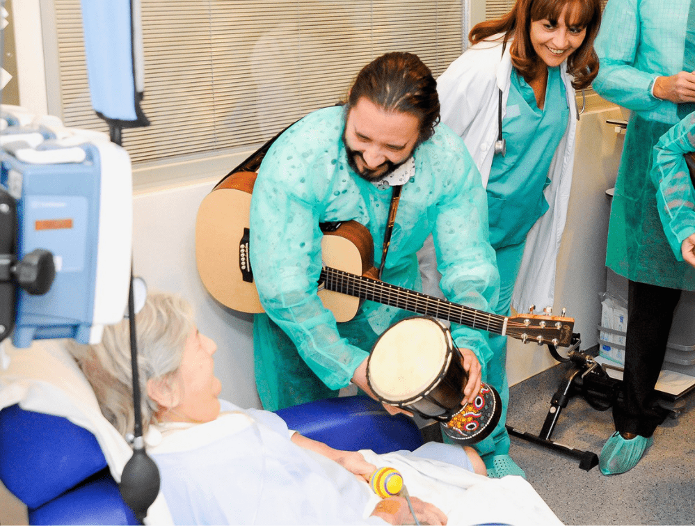 3 razones por las que la risa tiene un efecto positivo en un hospital